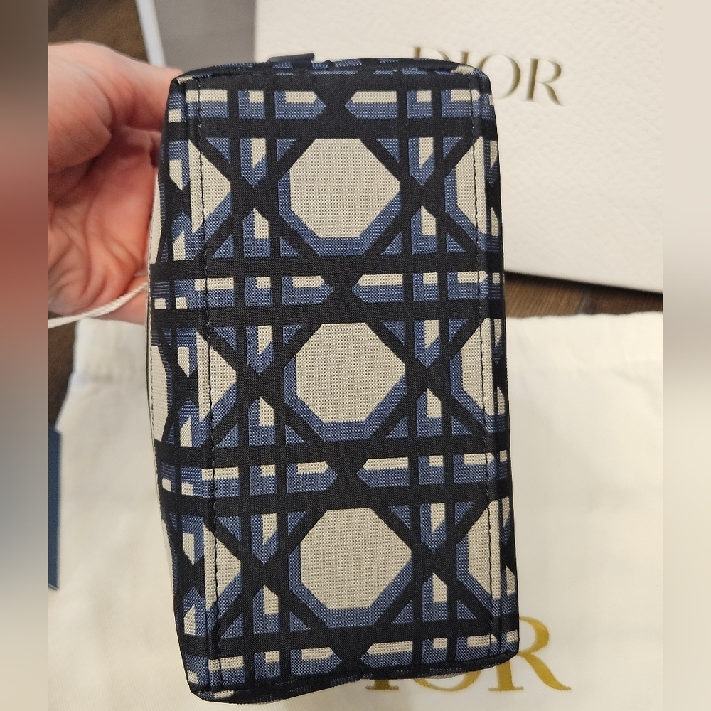 Authentic Christian Dior DiorTravel Nomad Pouch Small Blue Macrocannage Canvas - Picture 7 of 16
